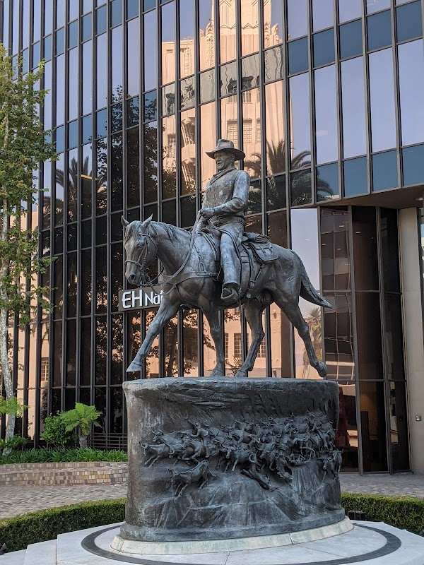 John Wayne Statue
