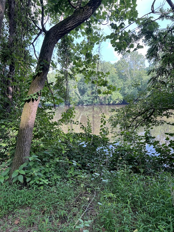 D&L Trail Farmersville Road Trailhead