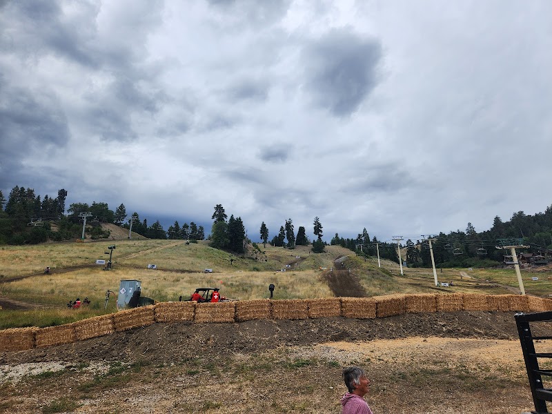 Bear Mountain Ski Area