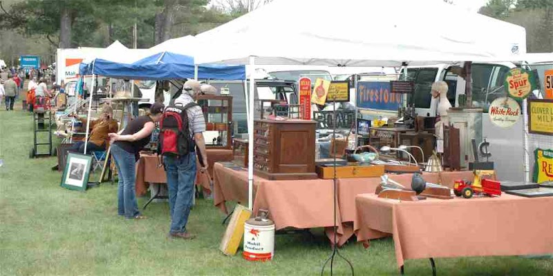 Neshanic Flea Market