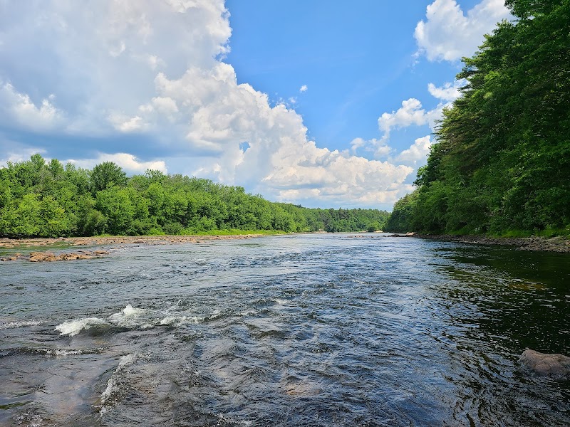 Sewalls Falls Beach Trail
