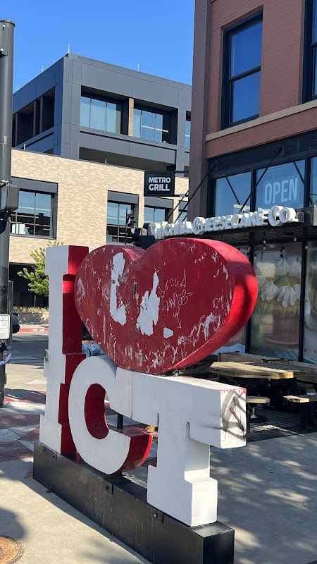 I love Wichita-monument