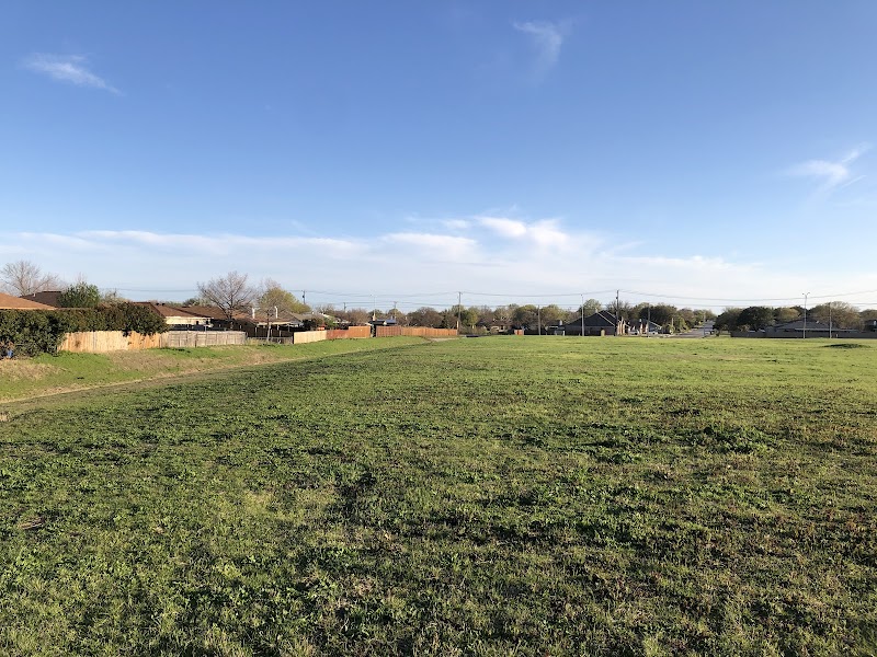 Summerfields Chisholm Park