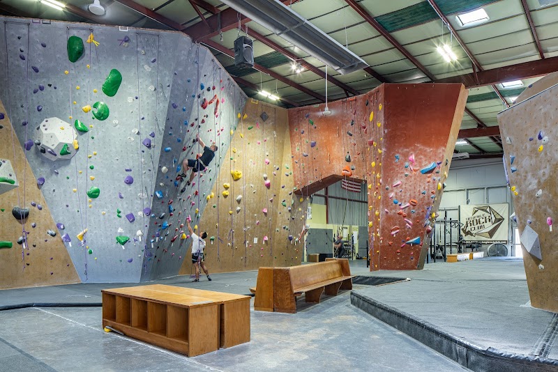 Triangle Rock Club - Fayetteville