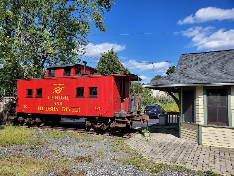 Sugar Loaf Arts Village