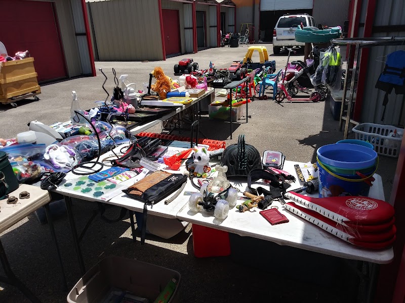 Broadway Flea Market