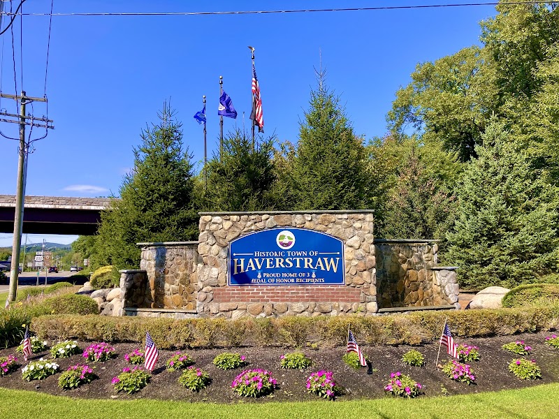 Historic Haverstraw Sign