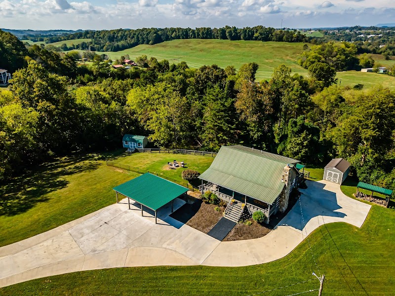 Hillside Haven - Cabin Rental