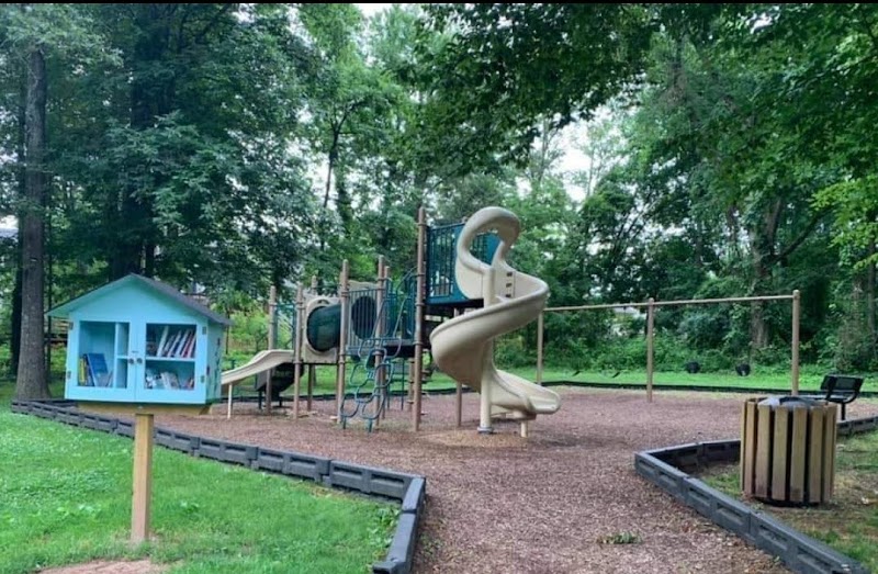 Round Lick Lane Park