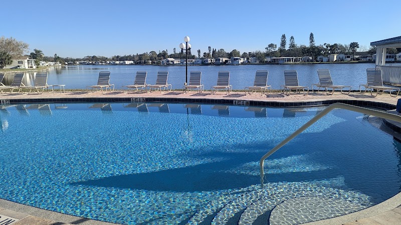 Encore Winter Quarters Manatee