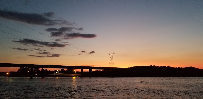 Canal Branch Parking & Trailhead