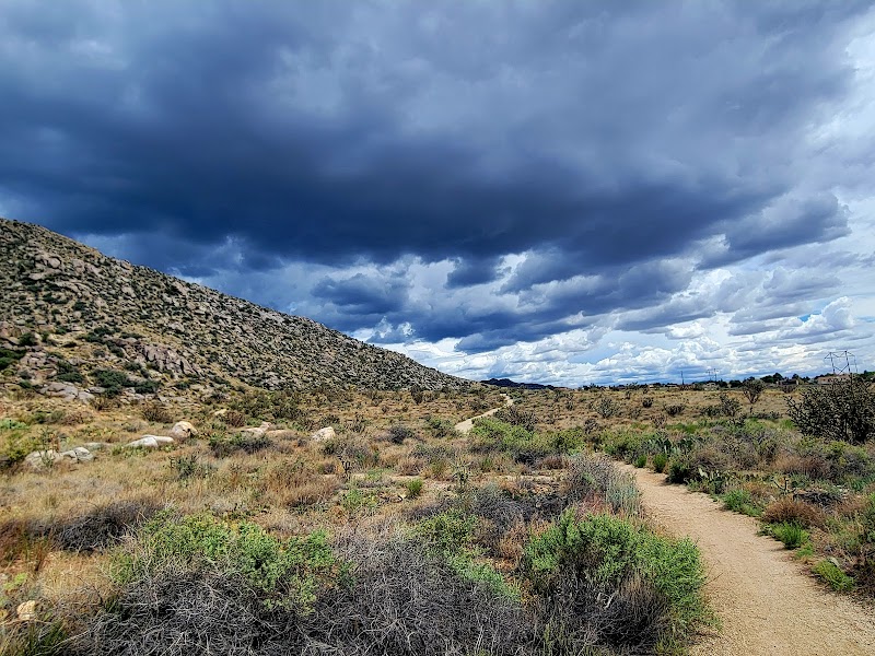 Menaul Trailhead