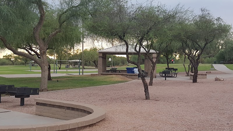 Starling Ramada, Red Mountain Park
