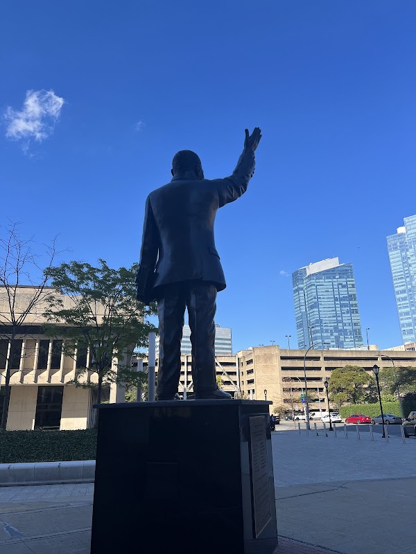 MLK Statue