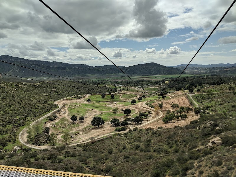 Flightline Safari (zipline)