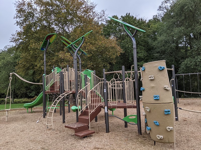 Adelphi Neighborhood Park