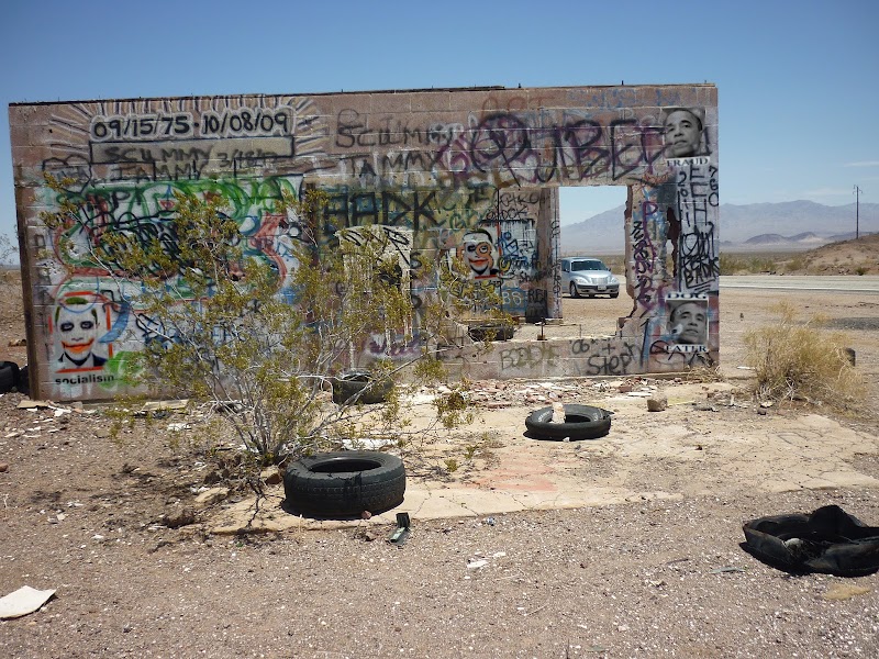 Route 66 Monument Signage