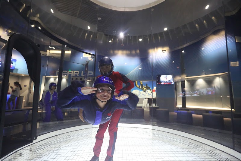 iFLY Indoor Skydiving - San Antonio