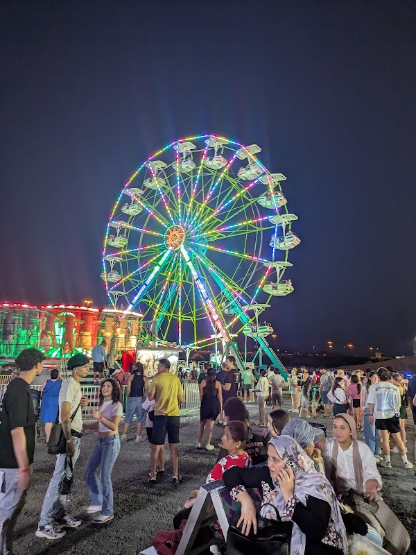 Carnival at One Loudoun