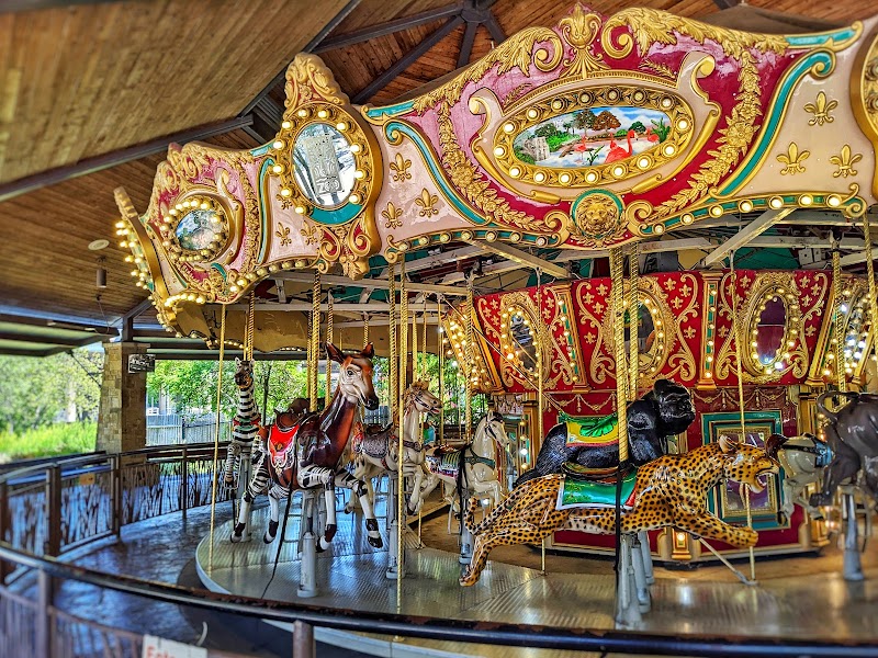 Dallas Zoo Carousel