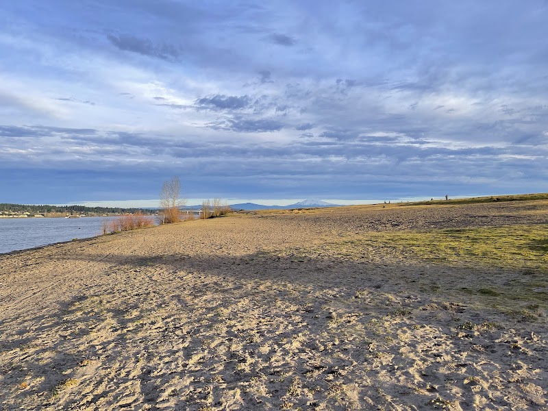 Broughton Beach Park