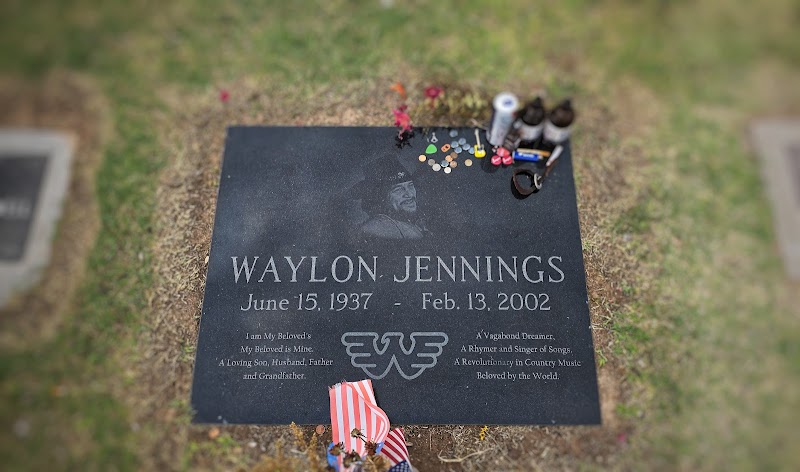 Grave of Waylon Jennings