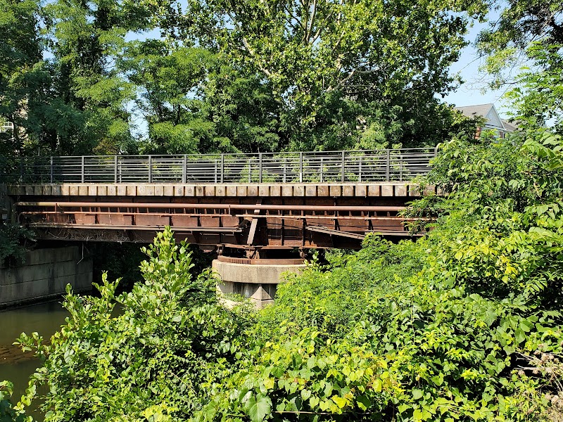 Delaware & Raritan Canal State Park Trail