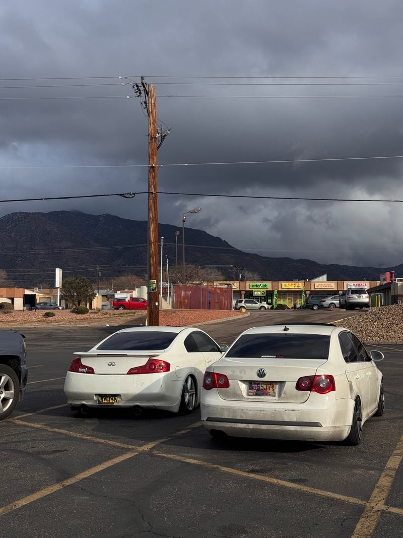 Menaul Boulevard Mountain View