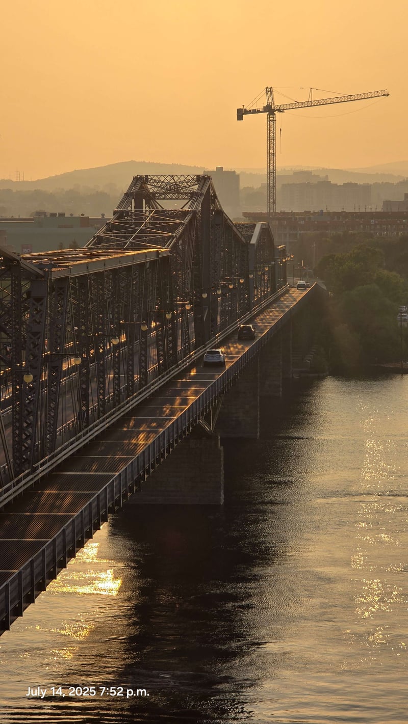 Alexandra Bridge Viewpoint