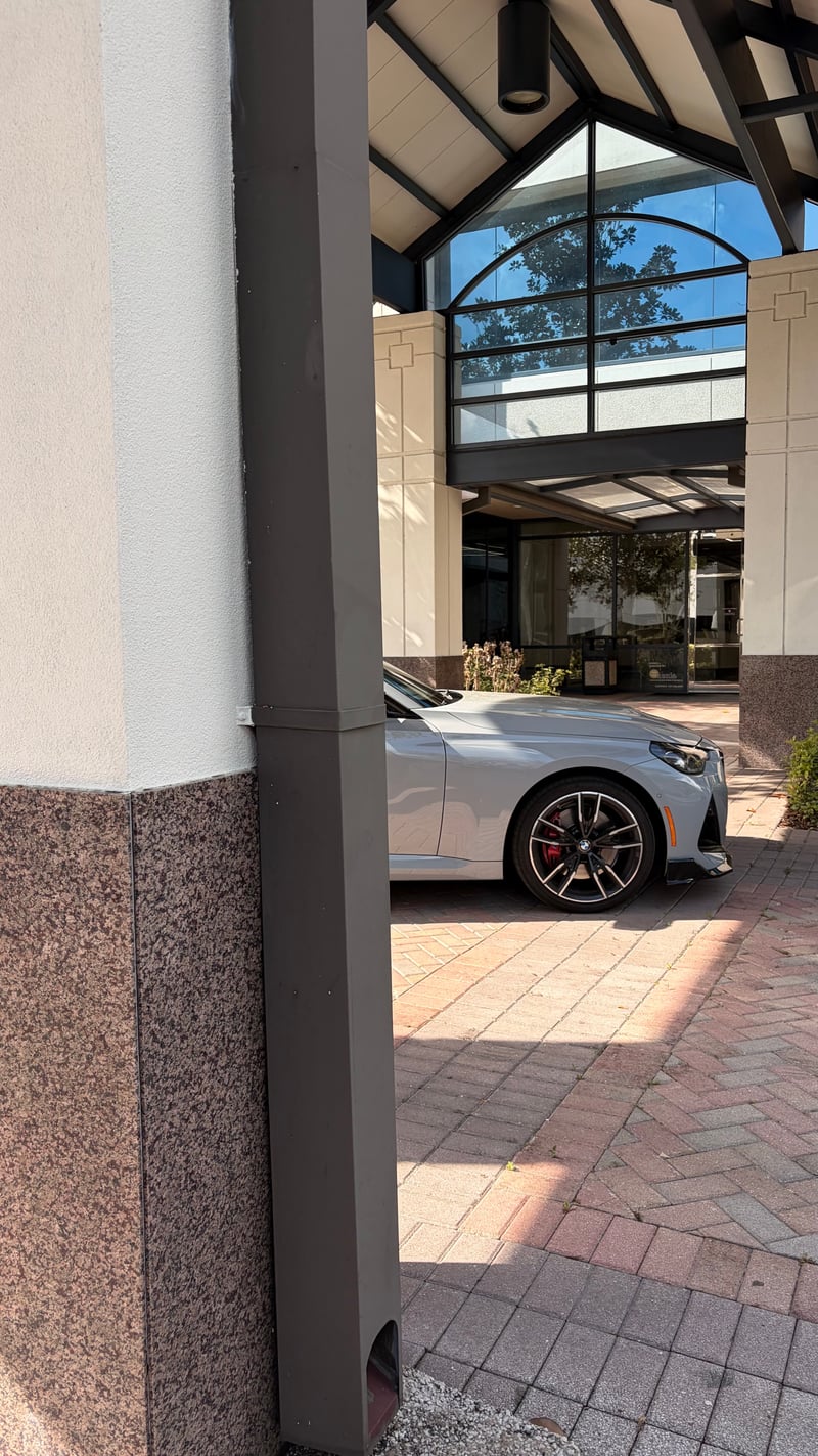 Tampa Oaks Office Park Portico