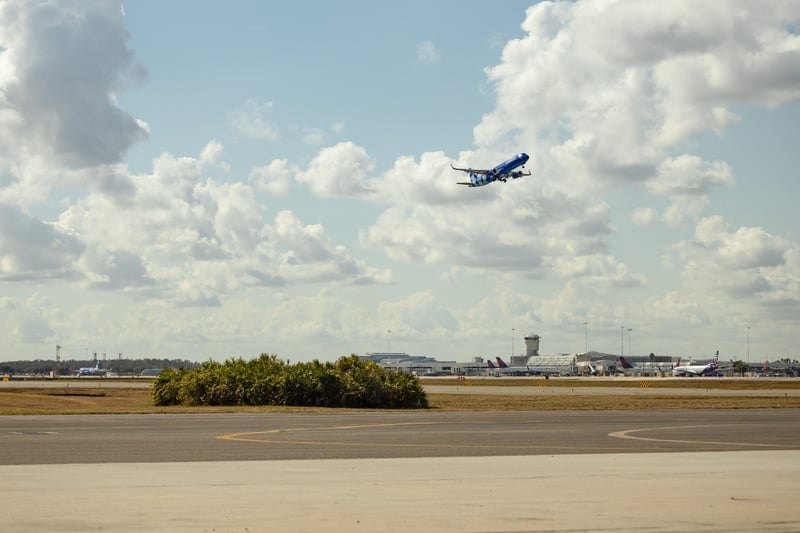 Orlando International Airport (MCO)