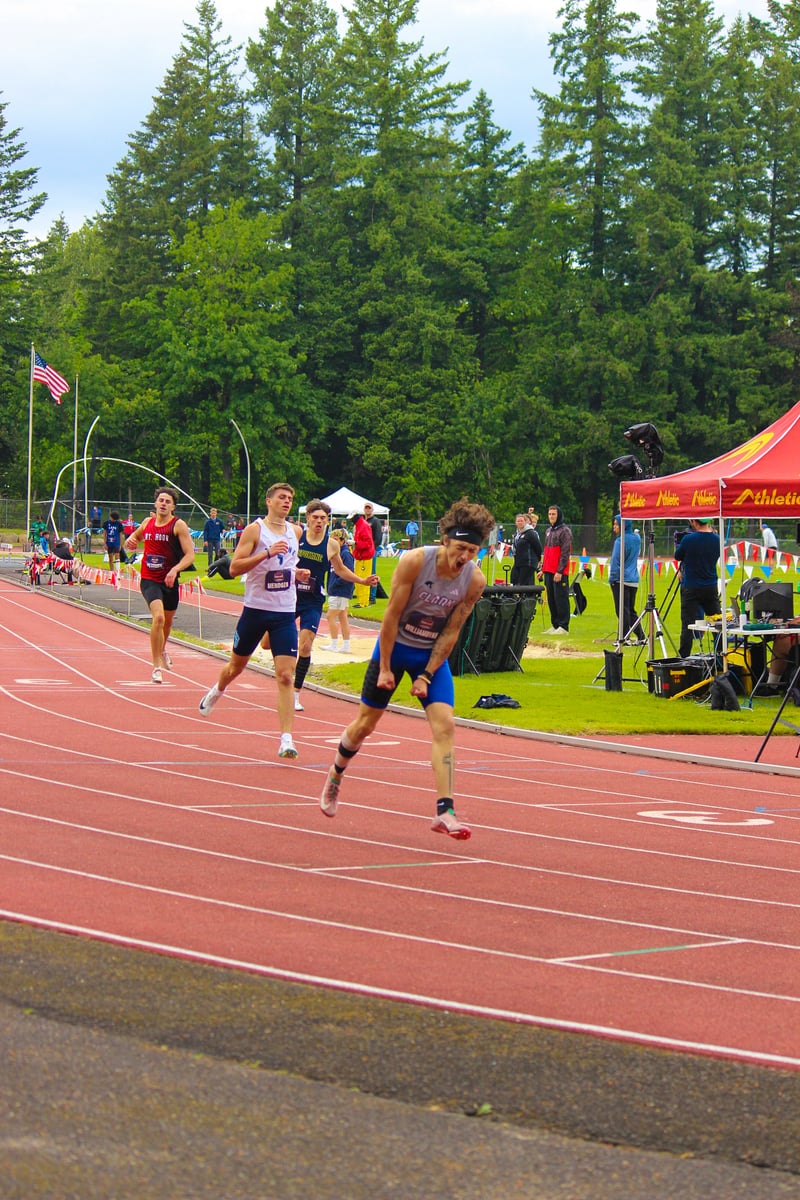Lewis & Clark College Track
