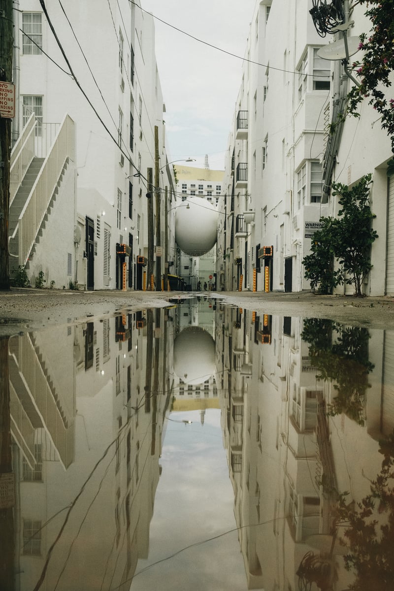 Art Deco District Alleyway