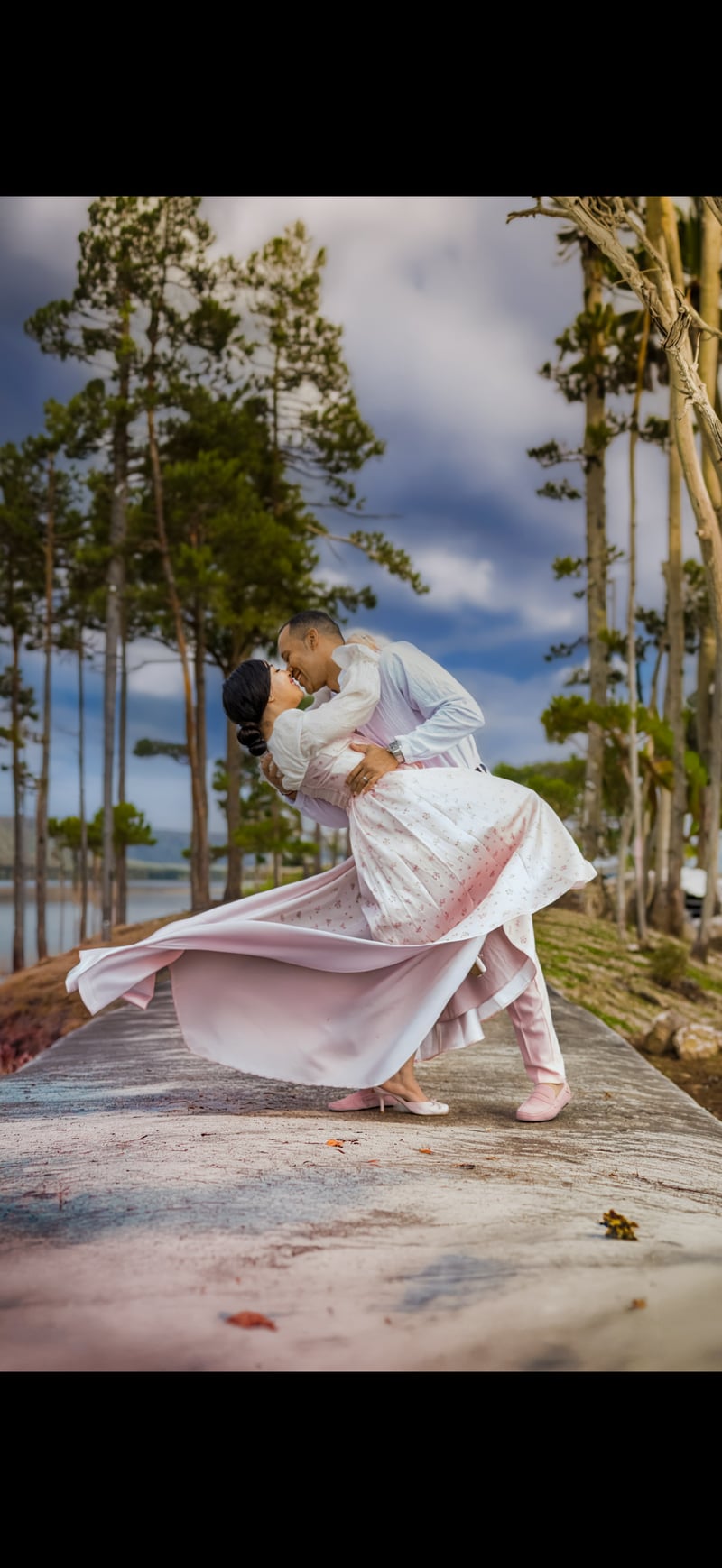 Lakeside Pine Grove Walkway