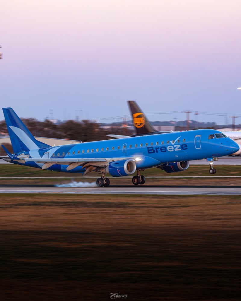 San Antonio International Airport (SAT)