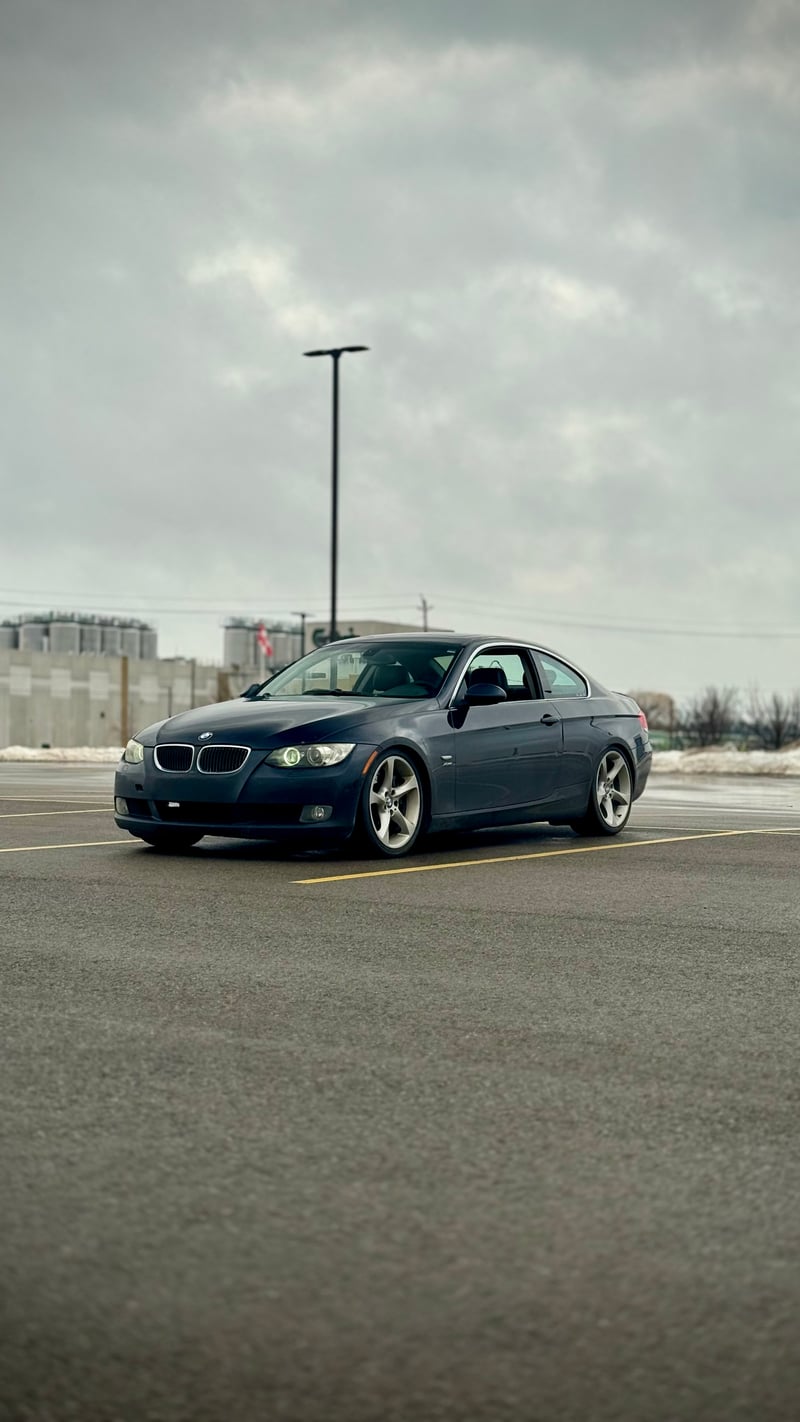 Bingemans Centre Parking Lot