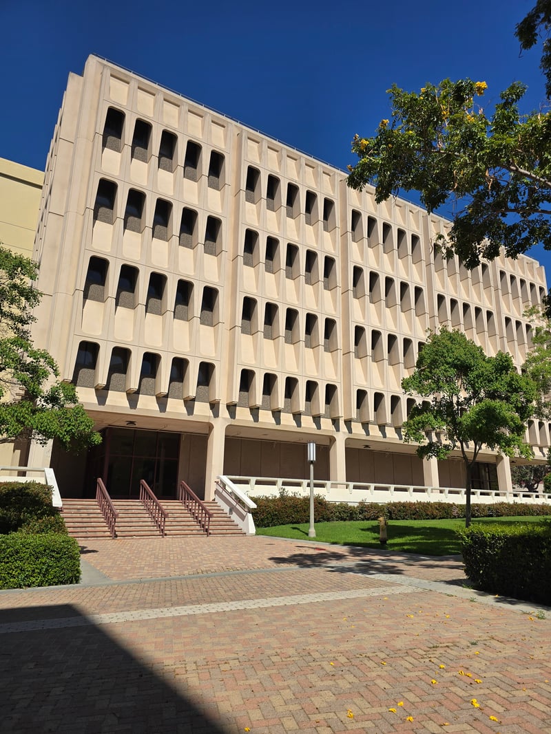 Langson Library, UC Irvine