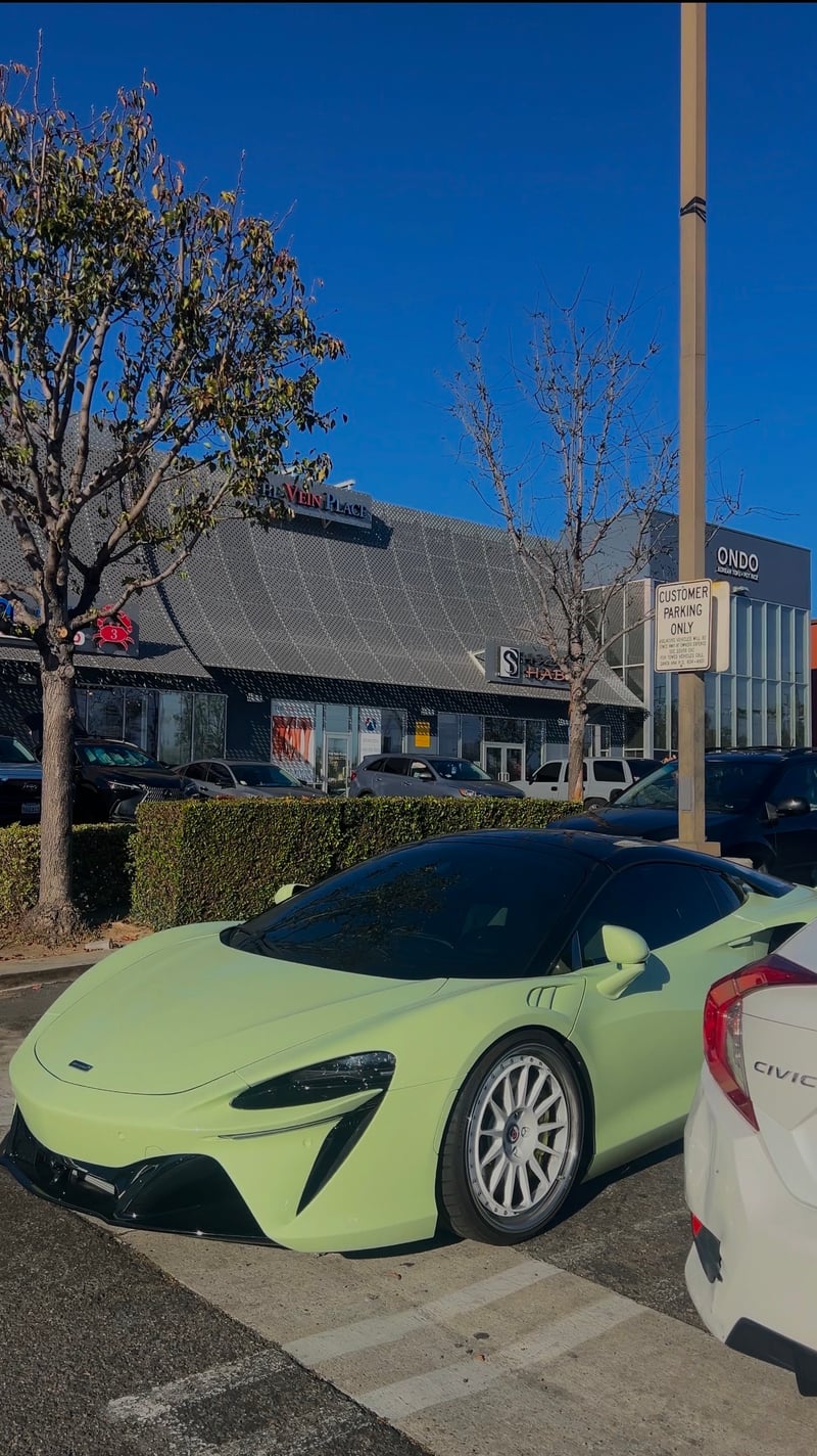 Santa Ana Retail Parking Lot