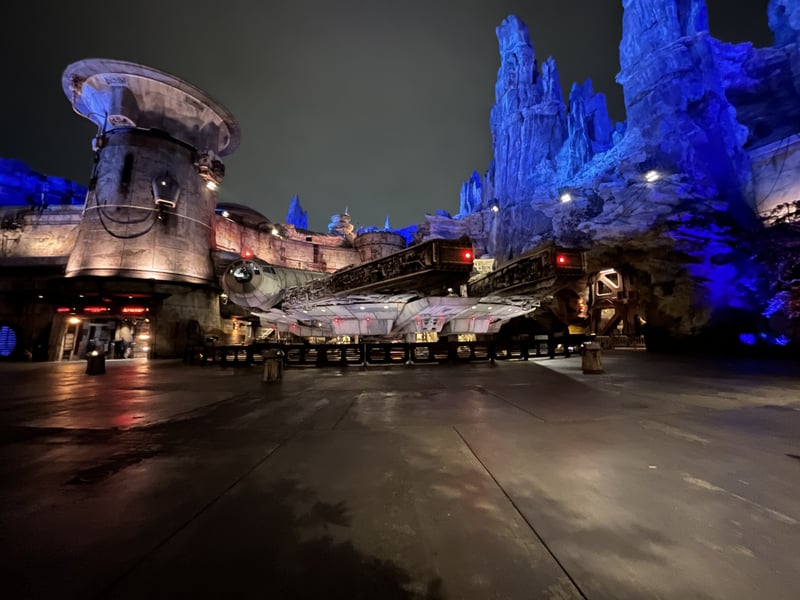 Millennium Falcon at Galaxy's Edge