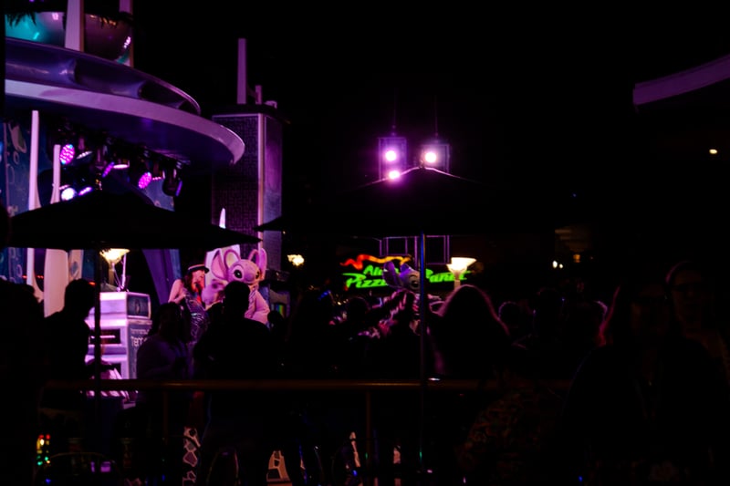 Tomorrowland Terrace, Disneyland Park