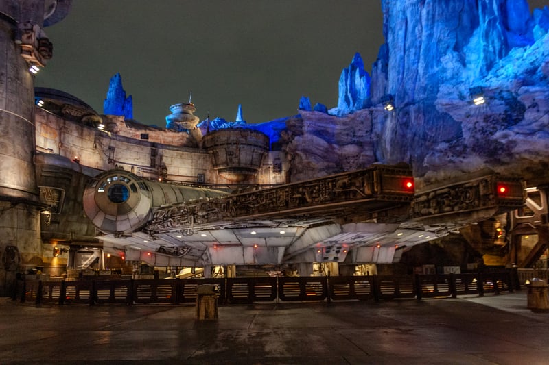 Millennium Falcon at Galaxy's Edge