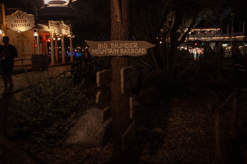 Big Thunder Mountain Railroad, Disneyland