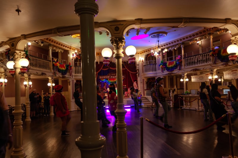 The Golden Horseshoe
