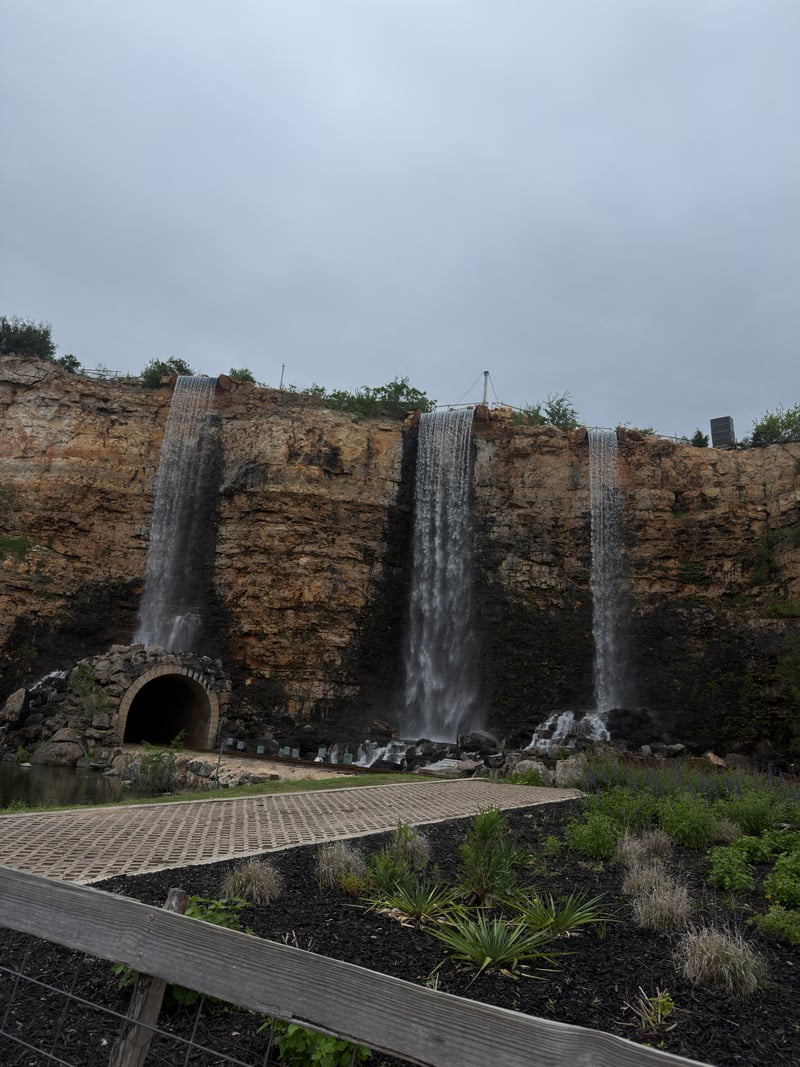 The Rim Waterfall