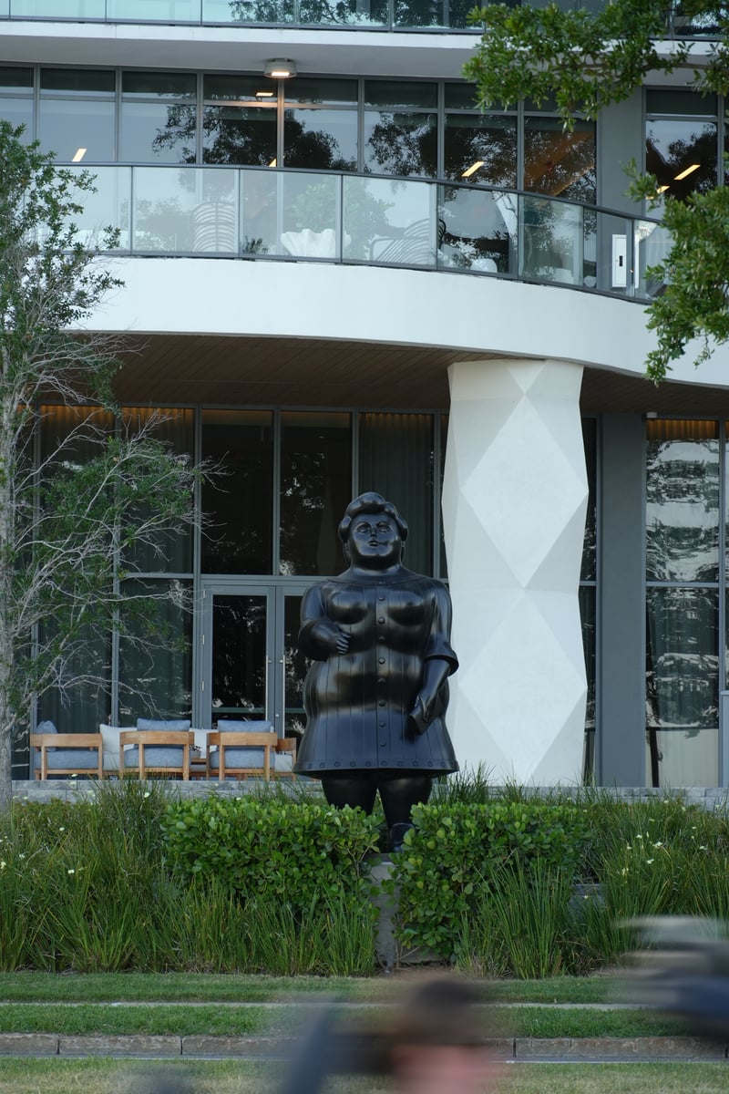 The Virage Bayshore Sculpture