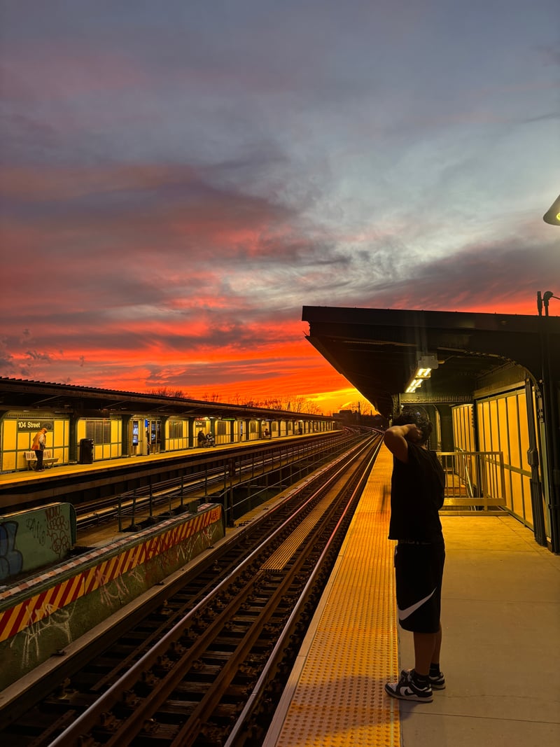 104 St Subway Station