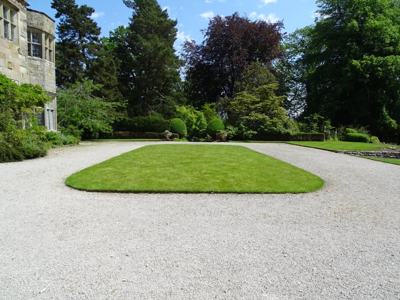 Benthall Hall Gardens