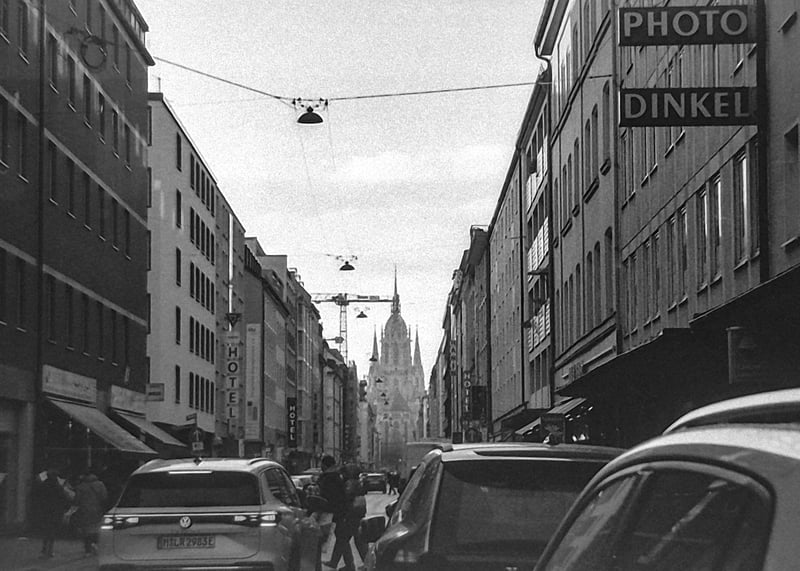Thalkirchner Straße View of St. Paul's