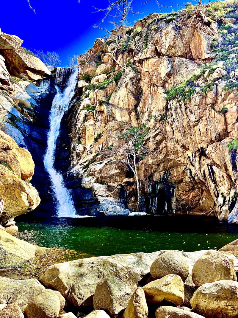 Cedar Creek Falls