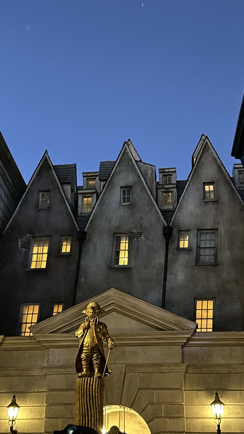 Gringotts Wizarding Bank, Diagon Alley